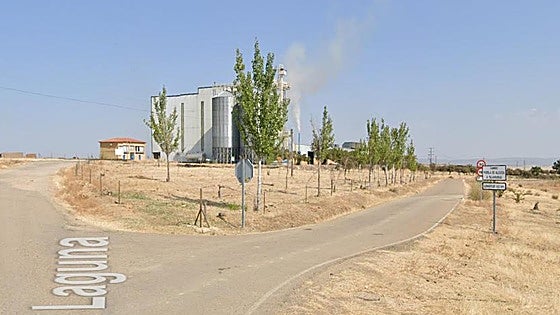 Muere un trabajador de 65 años tras precipitarse de un tejado en Puebla de Alcocer