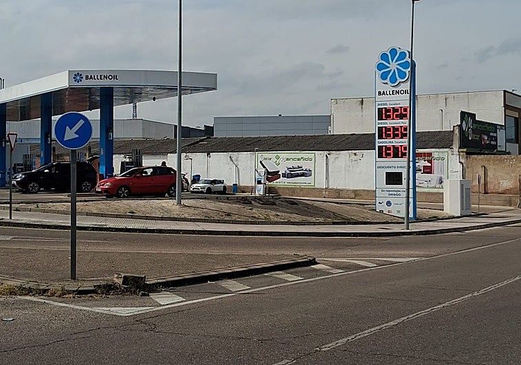 Combustible garantizado en Extremadura pero subirá el precio unos 9 céntimos