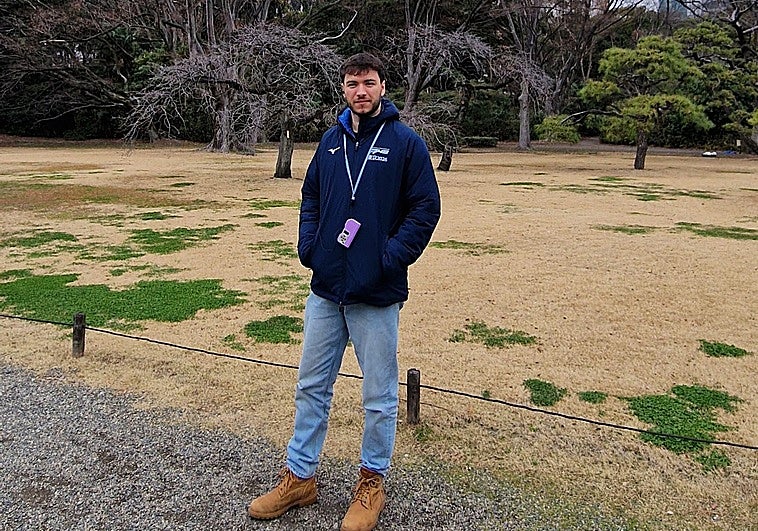 El mejor MIR extremeño regresará a España el viernes tras estar atrapado por el cierre del espacio aéreo