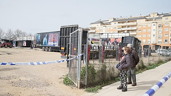El Ayuntamiento de Badajoz permite al Circo Encantado instalarse en el Cerro del Viento