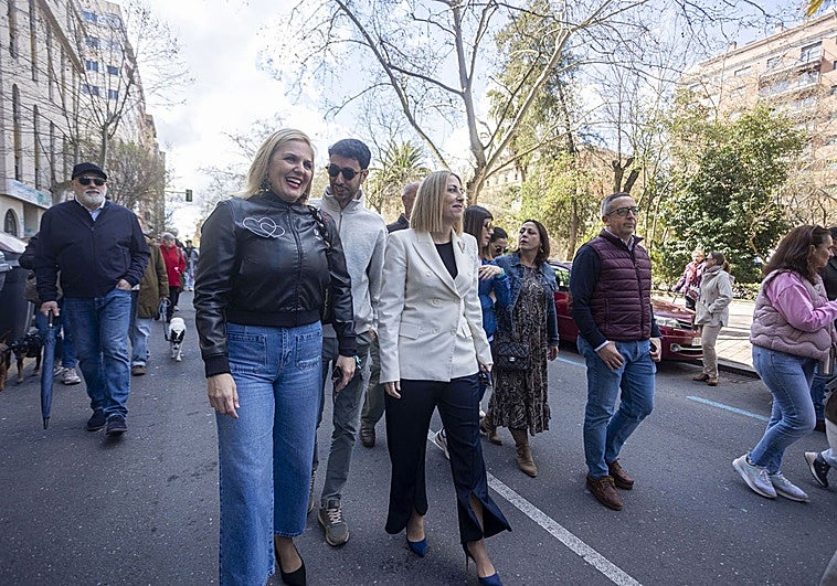 María Guardiola en el 8M en Cáceres: «Tenemos que dejar a un lado los bandos y las trincheras»