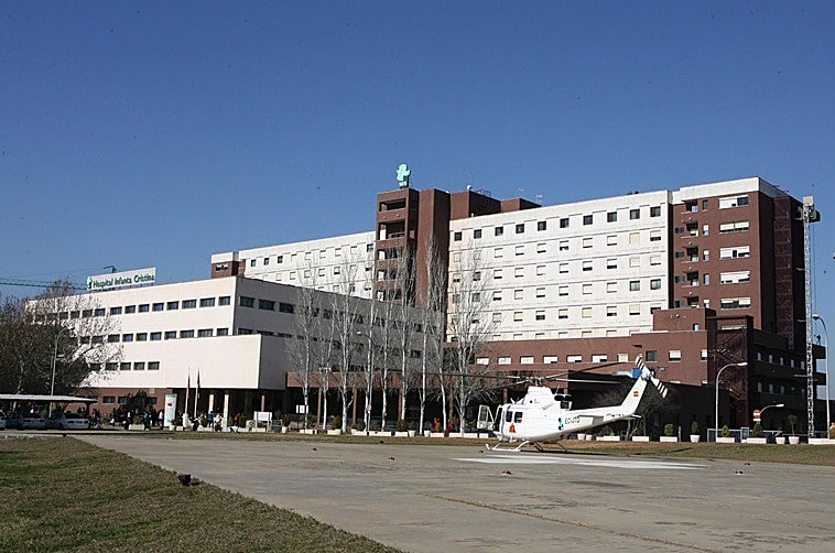 Evacuado en helicóptero un hombre tras quedar aplastado por un tractor en Calzadilla de los Barros