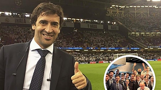 El exfutbolista del Real Madrid, Raúl González, hace parada en un reconocido restaurante de Extremadura