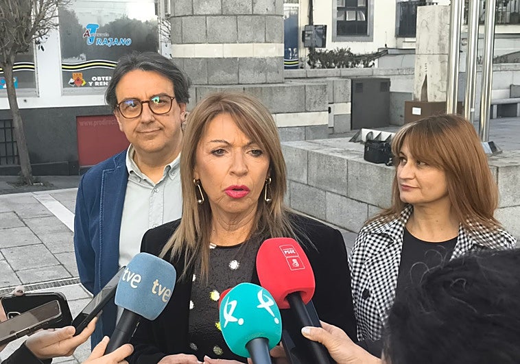 El PSOE dice que PP y Vox tienen «un acuerdo cerrado desde hace tiempo, pero no hay Gobierno porque no les da la gana»