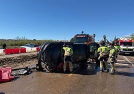 Así ha quedado el vehículo tras el accidente en la carretera de Sevilla