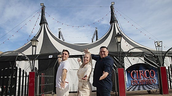 El Circo Encantado incorpora con humor sus penalidades en Badajoz y pide una prórroga para compensar gastos
