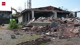 Catorce okupas abandonan el José Pache pero quedan dos parejas aún