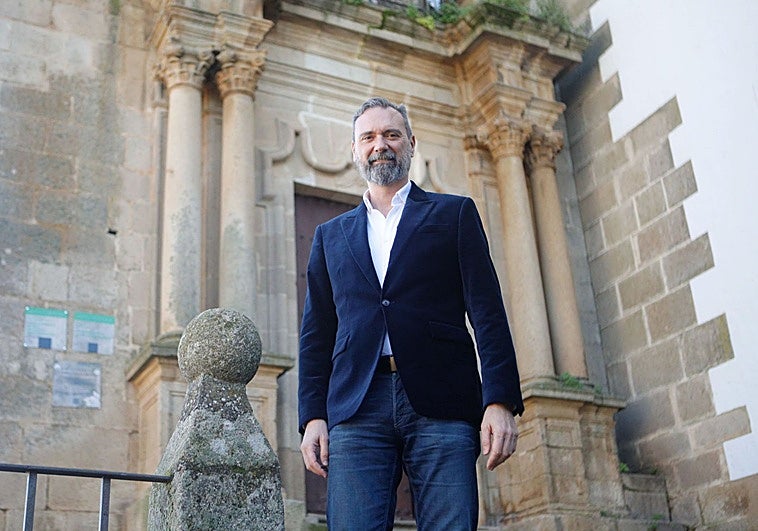 El director de la ESAD asegura que el traslado al Edificio Valhondo de Cáceres se hará «con todas las garantías educativas»