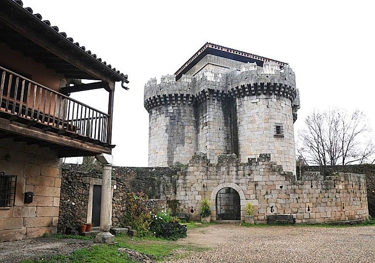 Una mujer herida tras sufrir una caída en el Castillo de Granadilla