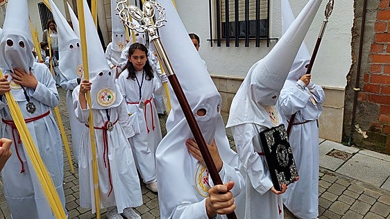 La Borriquita y La Burrita inauguran hoy las procesiones en Almendralejo