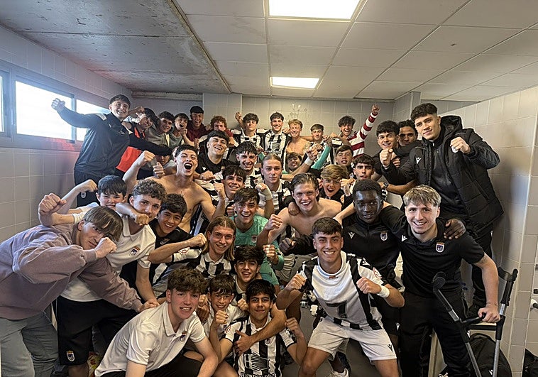 El Badajoz sale de los puestos de descenso tras ganar al Burgos