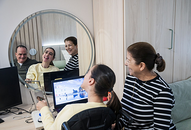 Una voz para Eva gracias a la inteligencia artificial