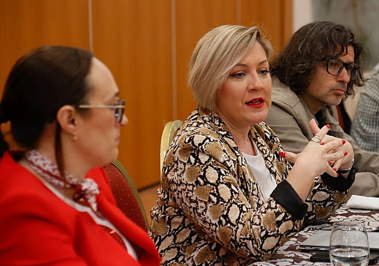 Soraya Vega propone reducir el número de integrantes de la ejecutiva regional del PSOE