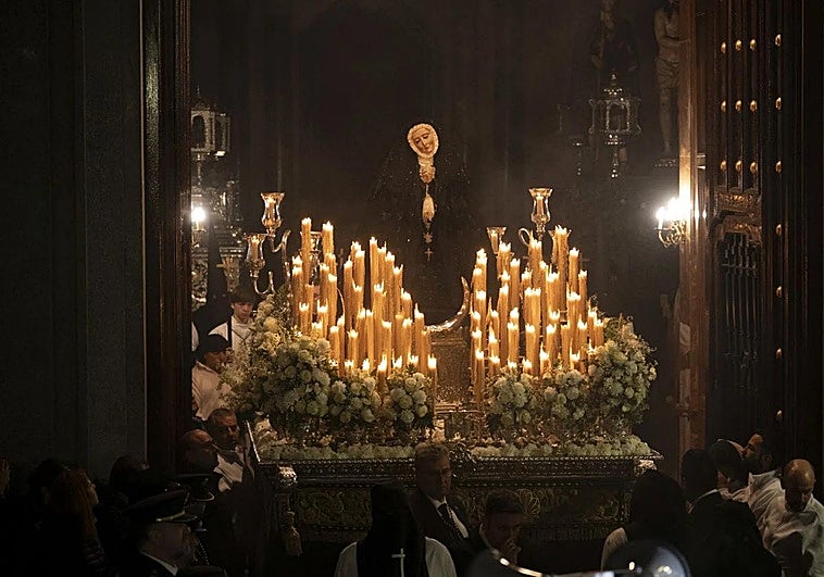 La Patrona de Badajoz se presentará ante el Yacente tras el Santo Entierro