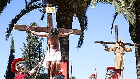 El Cerro de Reyes toma la Alcazaba de Badajoz en la Pasión y Muerte de Cristo