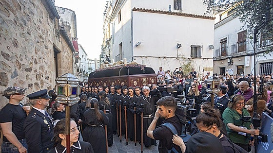 Las mejores imágenes del Santo Entierro en Cáceres