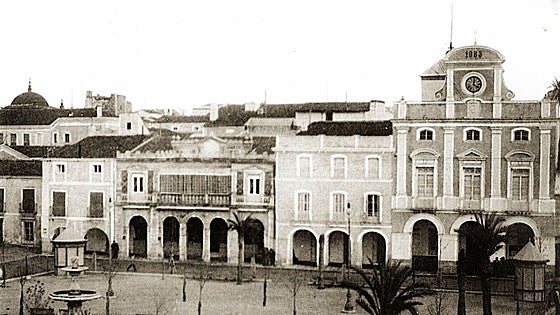 La evolución de Mérida con fotografías y anuncios desde 1860