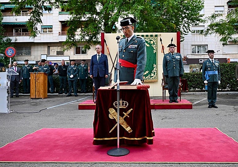 Andrés Velarde toma posesión de la jefatura de la Guardia Civil en Extremadura