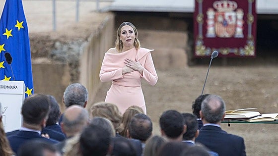 Fotos | Así ha sido la toma de posesión de María Guardiola como presidenta de la Junta de Extremadura