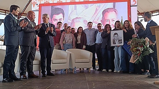 El Salón del Jamón Ibérico de Jerez de los Caballeros homenajea a Manuel Hernández, de Oro Graso