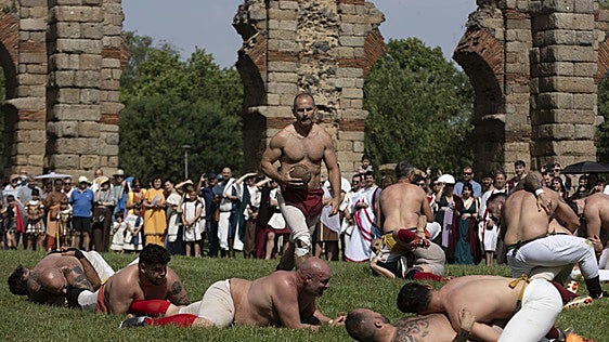 Entre el primer juego de pelota del mundo, la venta de esclavos y el trasiego por las castras romanas