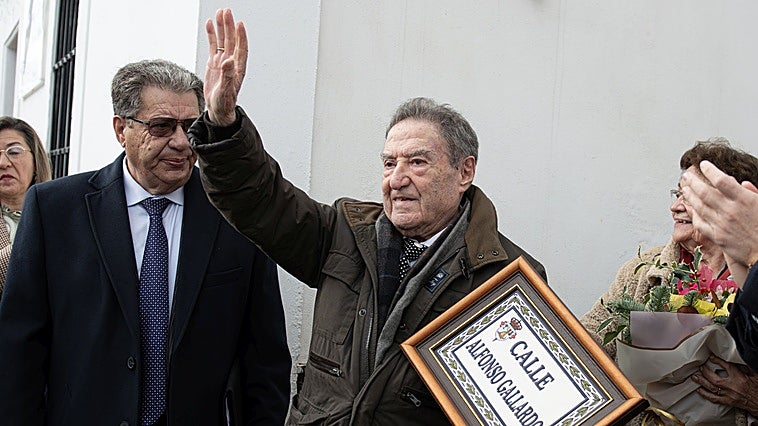 El Pleno de Jerez de los Caballeros aprobará el miércoles la solicitud de medalla de Extremadura para Alfonso Gallardo