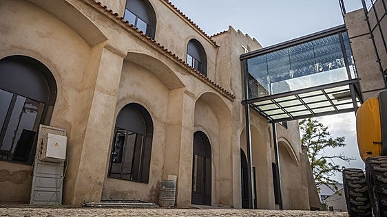 La Escuela de Artes de Badajoz afronta el tercer intento para tener seguro y poder abrir