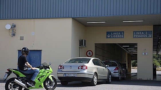 Por Mérida exige a la Junta que solucione cuanto antes el «colapso» de la ITV