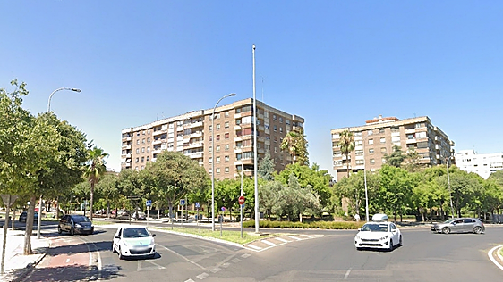 Muere un hombre tras precipitarse desde un edificio de Valdepasillas, en Badajoz