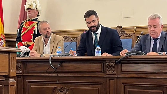 Toma de posesión de David Dóniga como alcalde de Plasencia