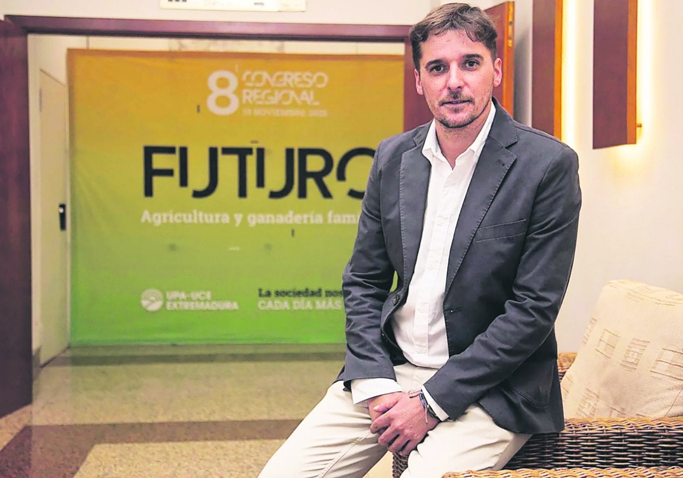 El secretario general de UPA-UCE Extremadura, Óscar Llanos