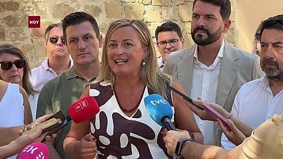 Blanca Martín se presenta como candidata por el PSOE para la alcaldía de Plasencia