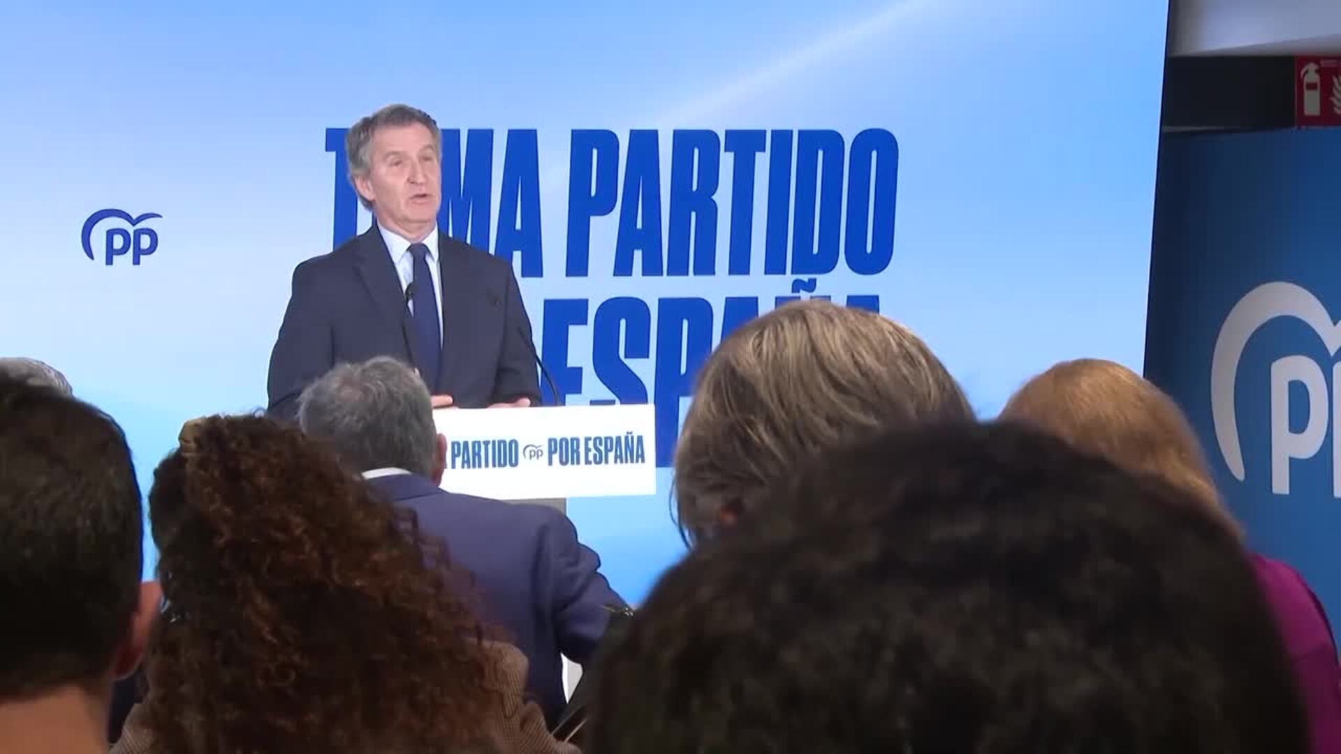 Feijóo manda a la jueza sus mensajes con Mazón el 29O: "Lleva la iniciativa de comunicación"