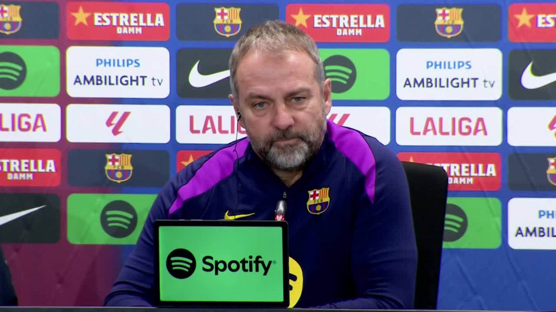 Flick: "Somos humanos y tenemos que convivir juntos, el respeto es lo más importante en fútbol"