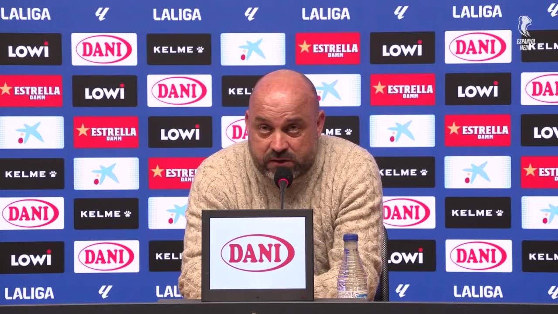 Manolo González: "En un Espanyol-Barça no vamos a venir con ramos de rosas al partido"