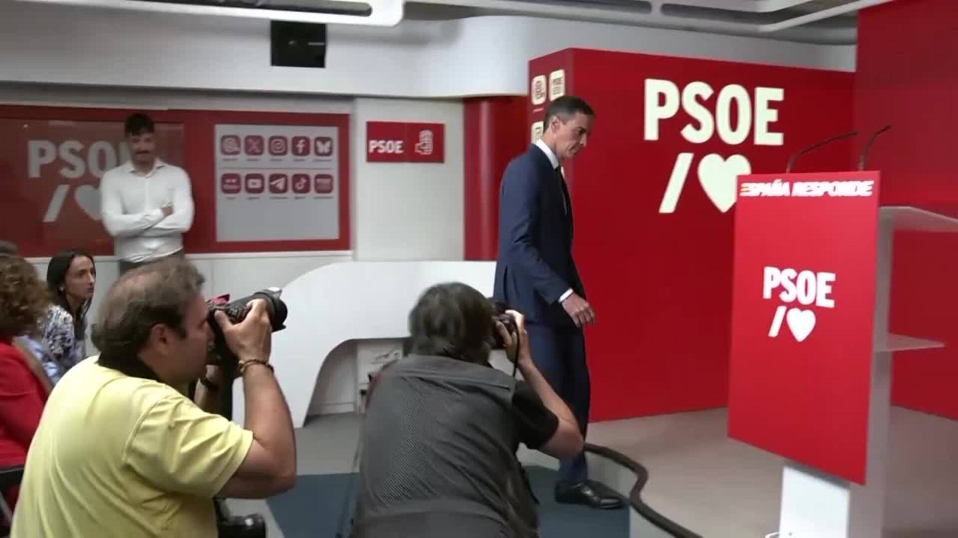 Sánchez promete a la militancia culminar la legislatura hasta 2027