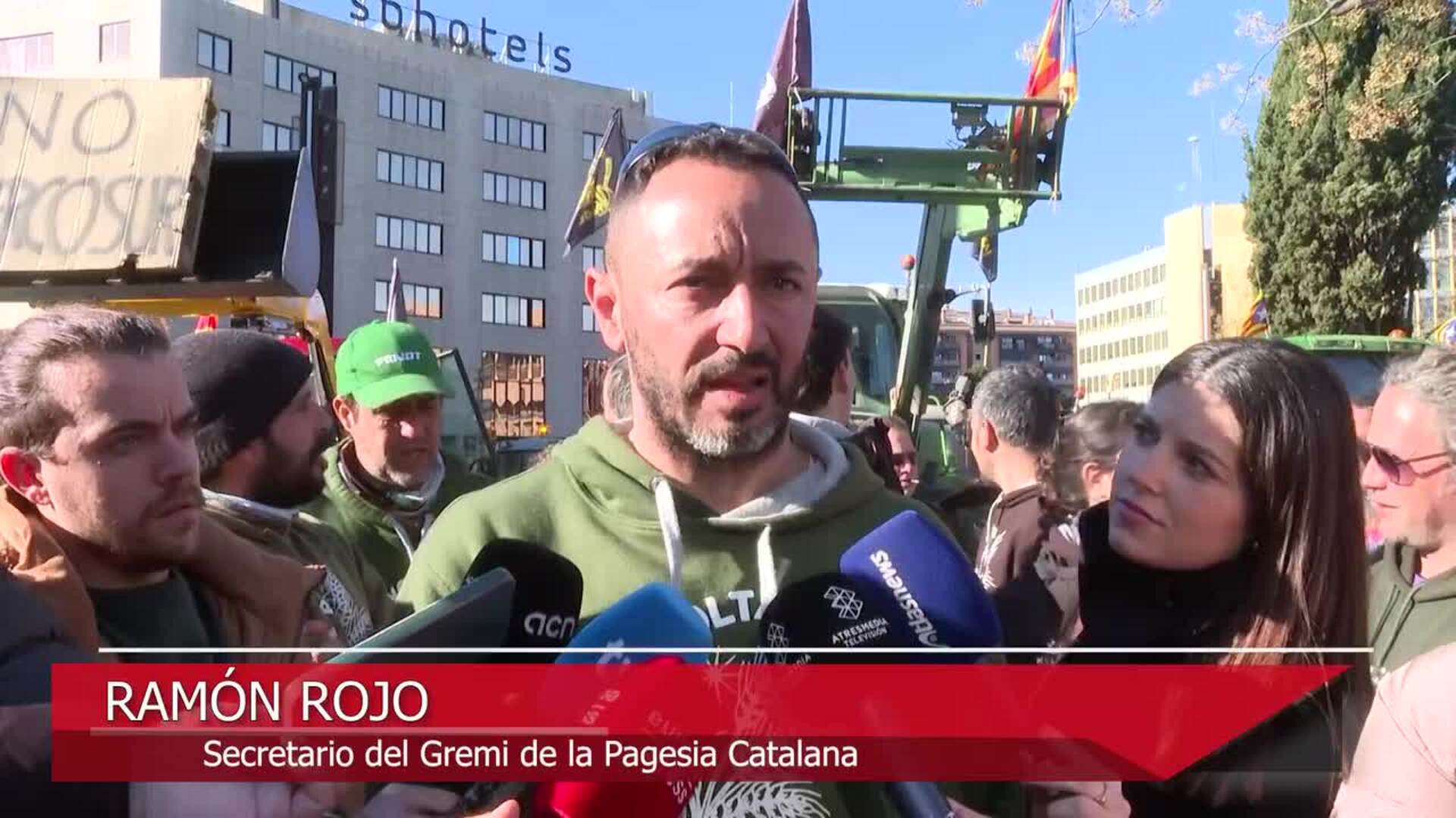 Unos 100 agricultores se manifiestan en Tarragona contra el acuerdo UE-Mercosur