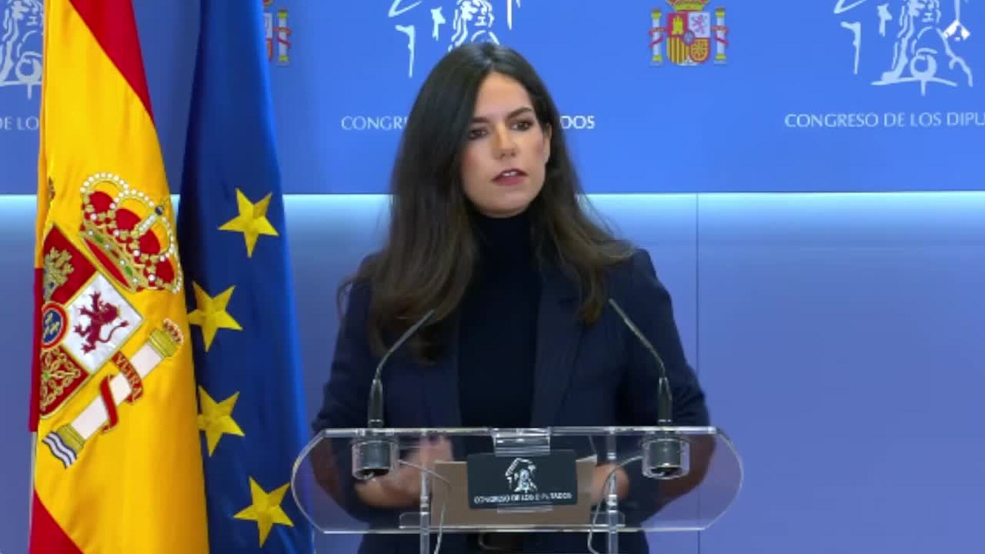 Vox acusa a Feijóo de dar a Sánchez "un balón de oxígeno" "en el peor momento" del PSOE