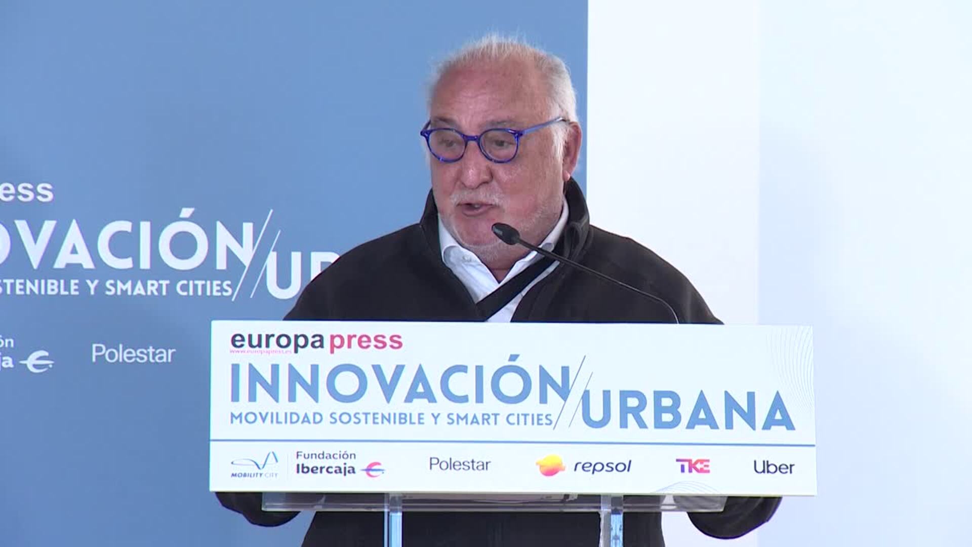 La DGT apuesta por las energías renovables para eliminar los combustibles fósiles en 2035