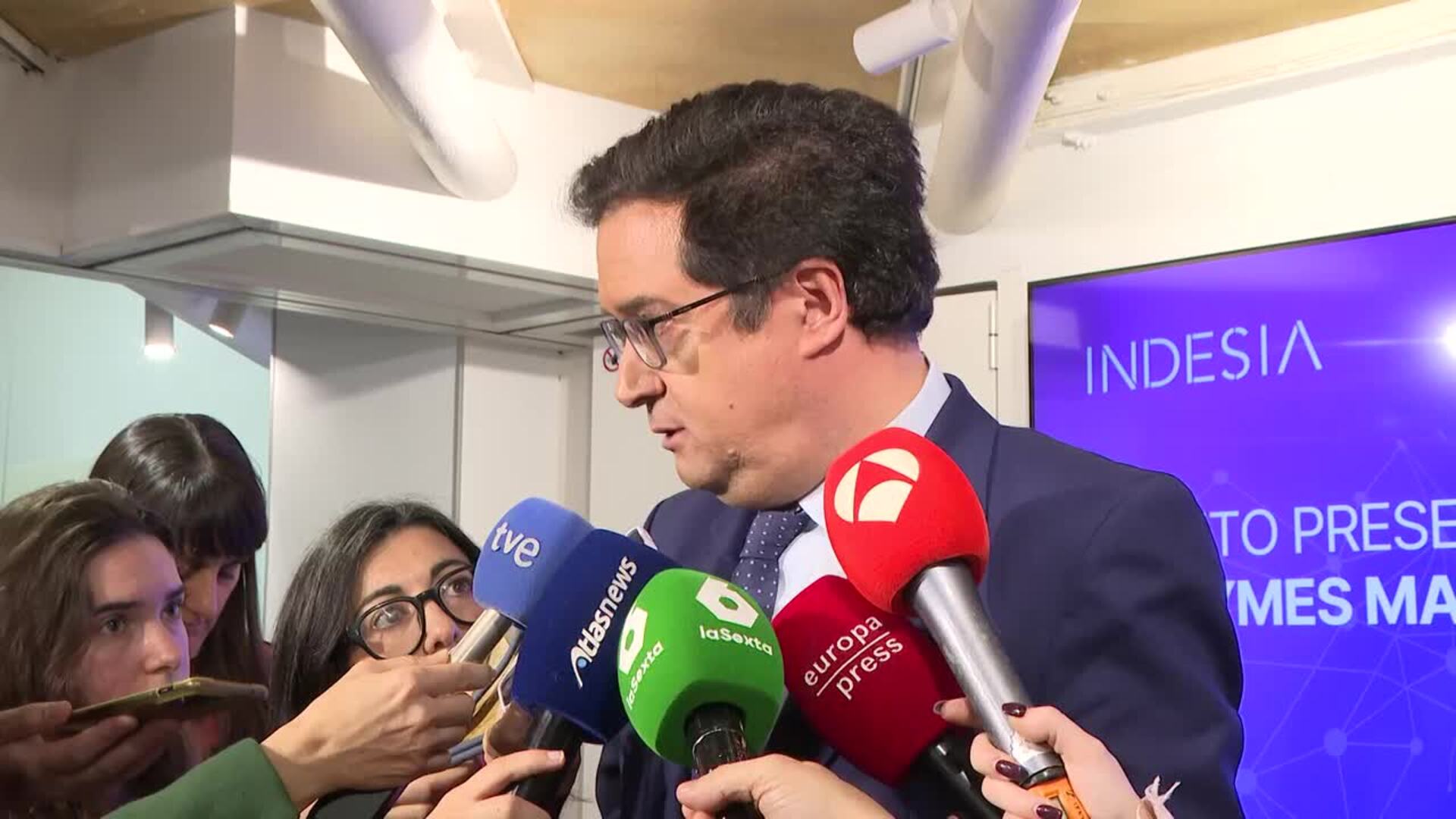 Óscar López advierte que llegarán "hasta el final" ante la "privatización" en Madrid
