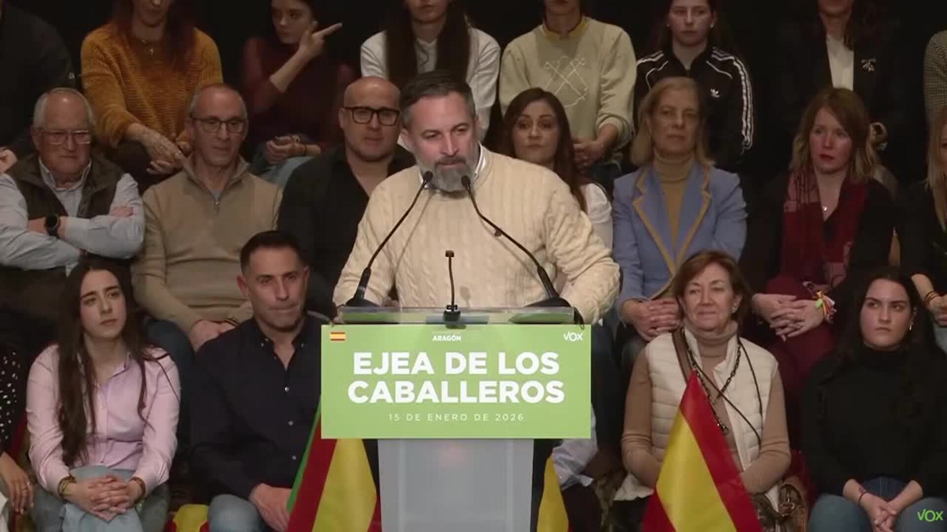 Abascal tilda de "politiquería barata" la defensa del PP de un Gobierno fuerte