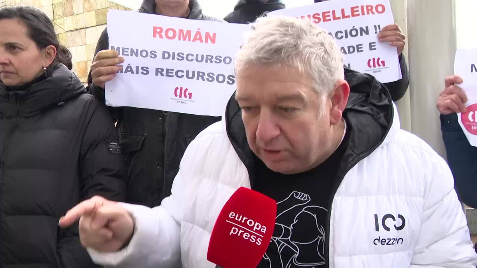 CIG-Ensino vuelve a exigir una negociación y la Xunta replica que "se autoexcluye"