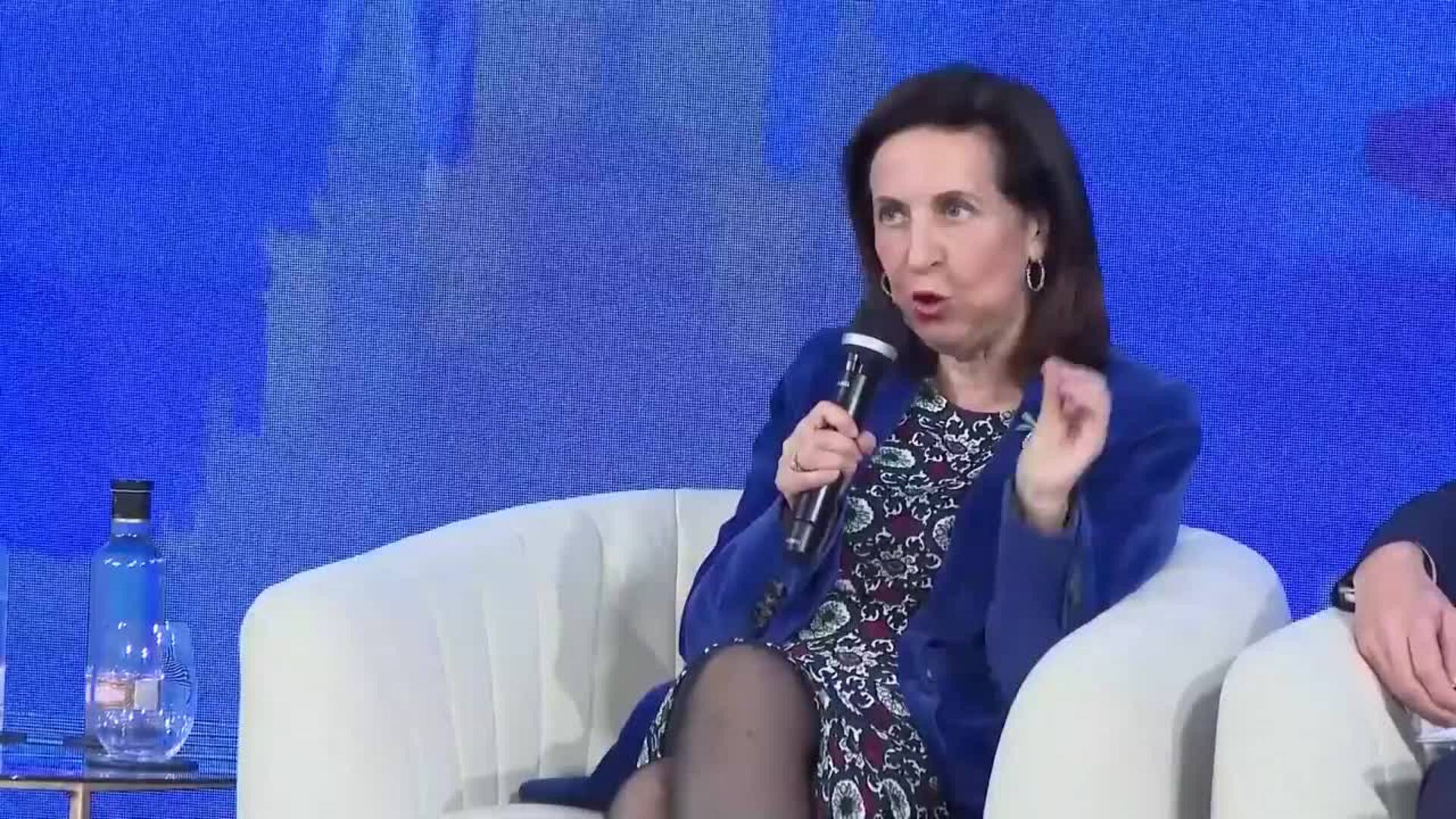 Robles advierte de que sin autonomía estratégica e inversión en defensa "UE va a desaparecer"