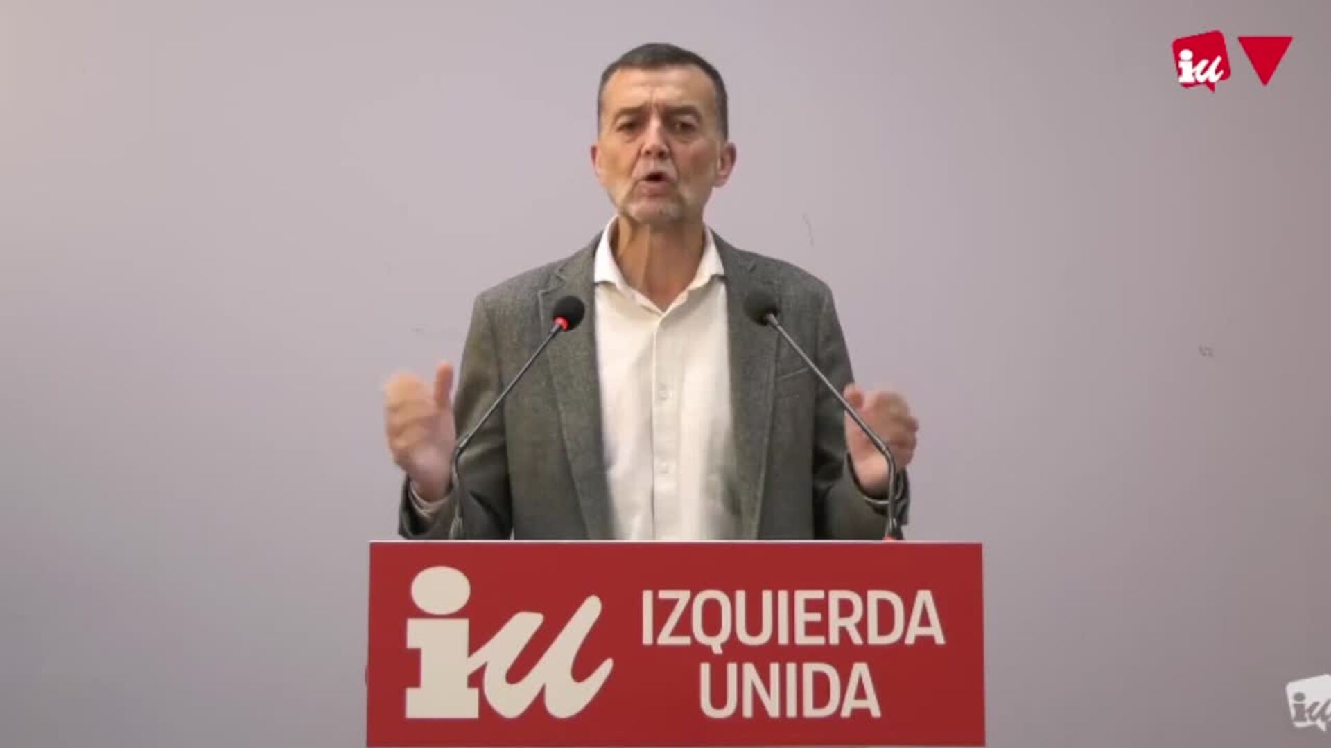 Maíllo llama a los partidos de izquierda a "ir más allá de Sumar"