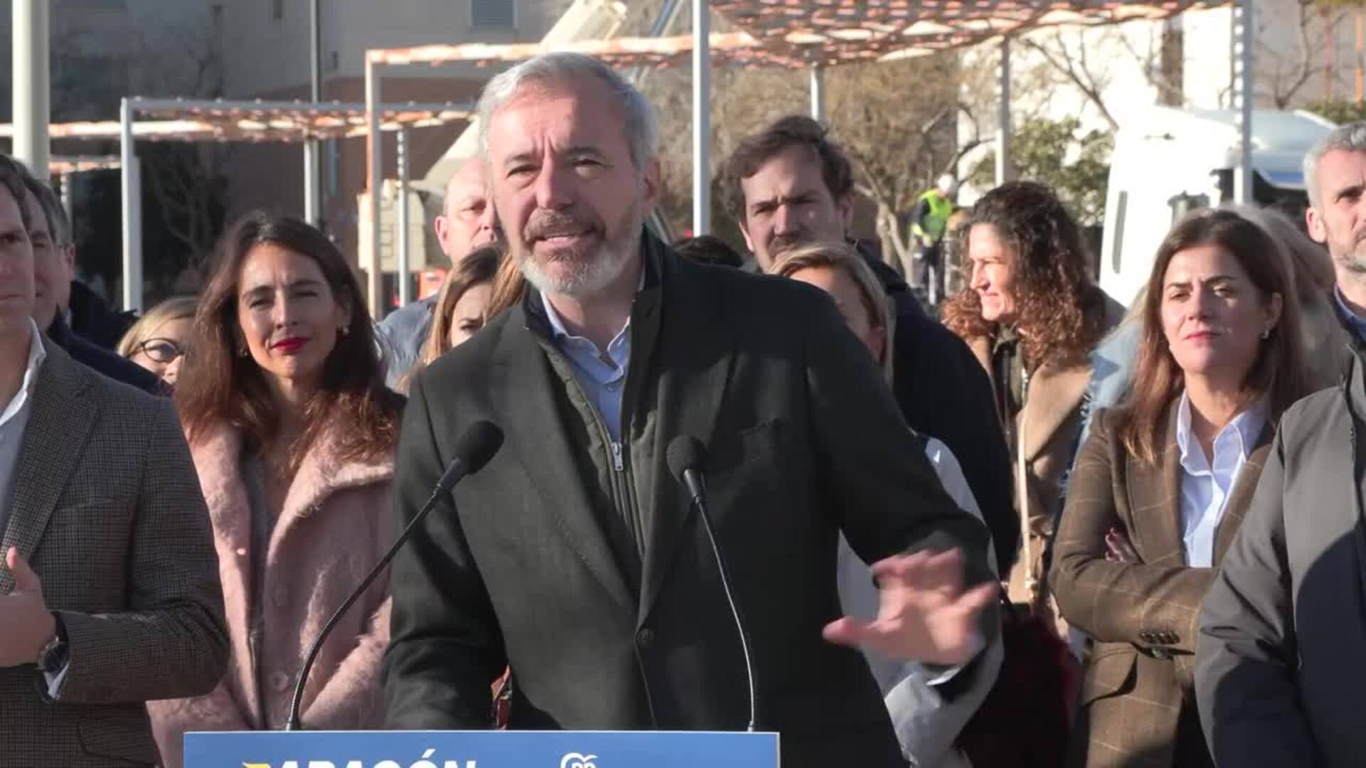 Azcón promete 1.000 viviendas públicas al año y una rebaja fiscal para los jóvenes