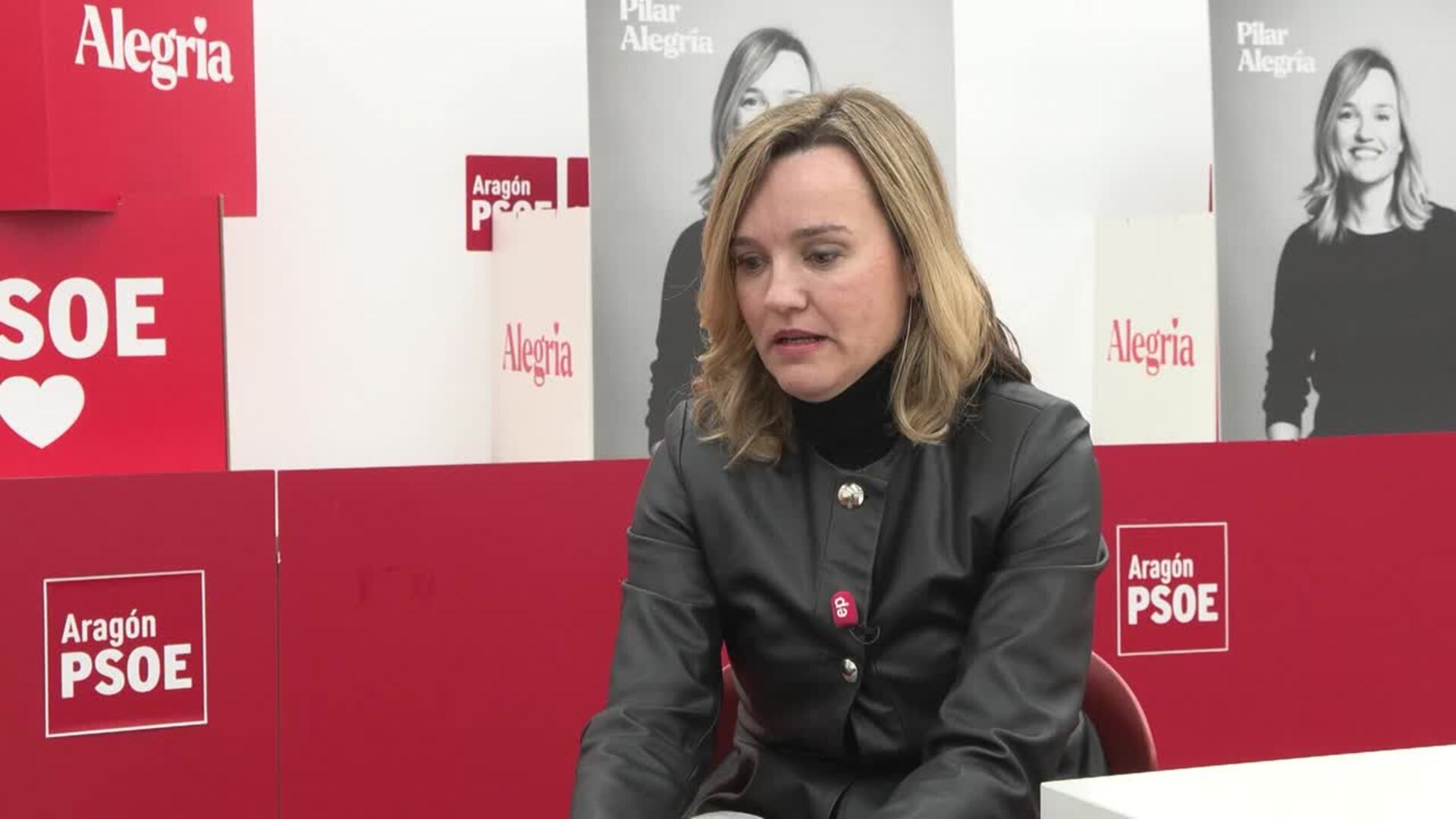 Alegría: "Aragón tiene presidente a tiempo parcial y necesita una presidenta a tiempo completo"