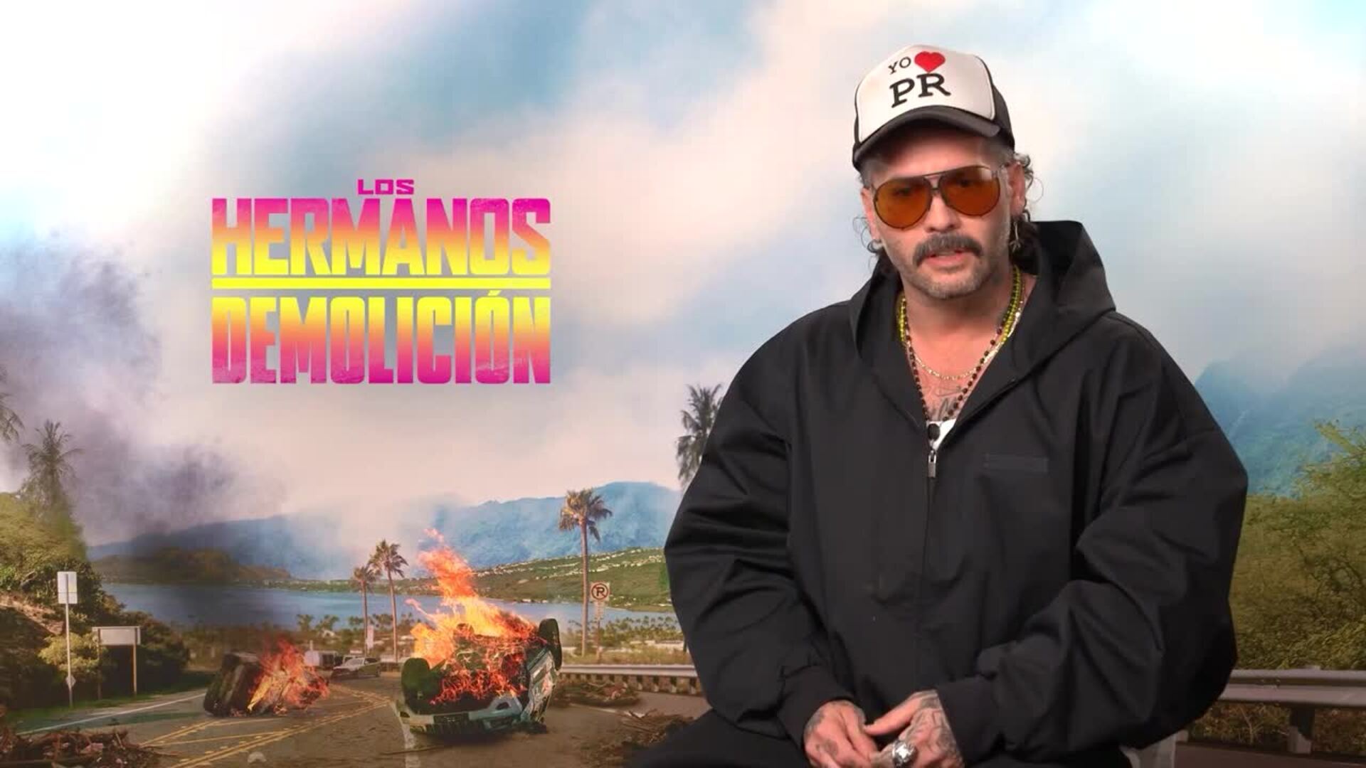 Ángel Manuel Soto dirige 'Los hermanos demolición' y denuncia "capitalismo a costa de nativos"