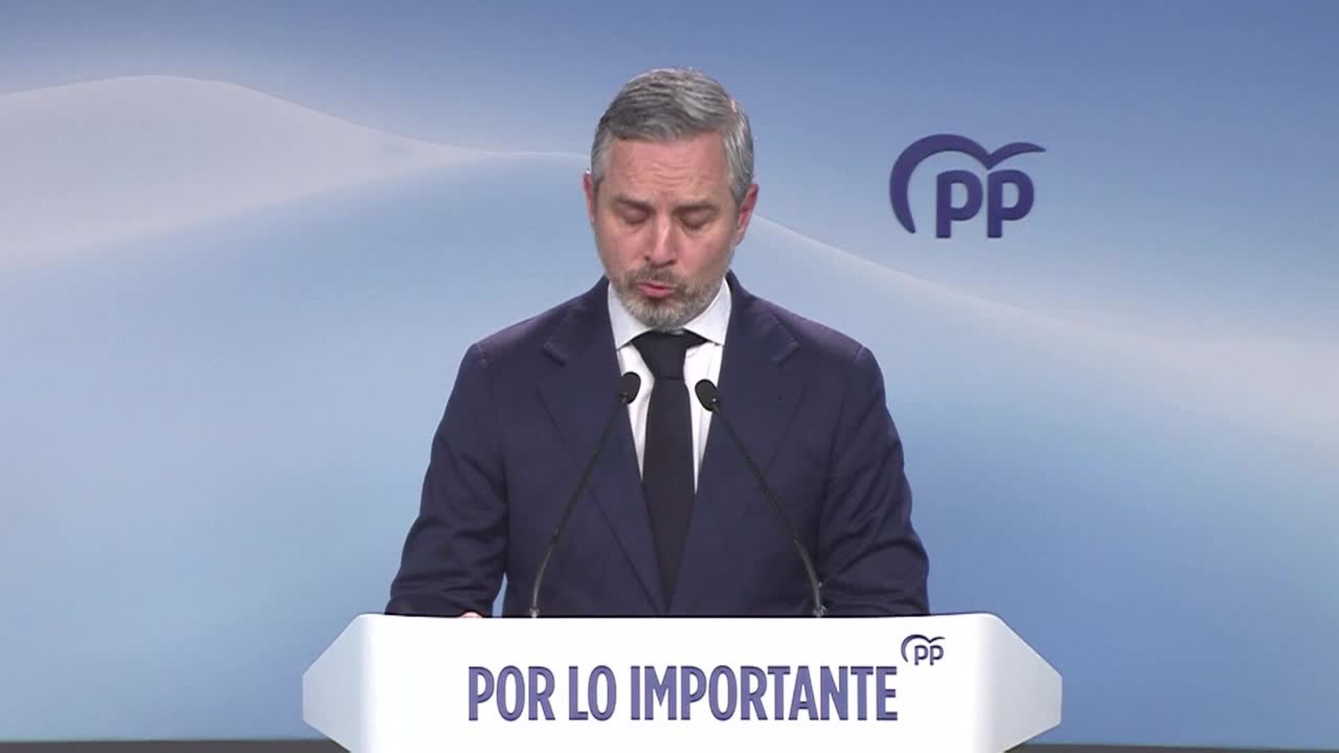 El PP pide que el Gobierno no vaya el jueves al funeral: "Sería cruel ver a Puente"