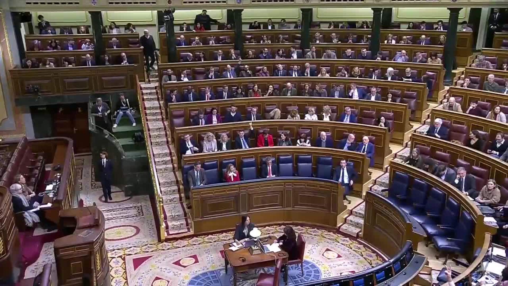 El Congreso aprueba el abono único y la prórroga de las ayudas al transporte público