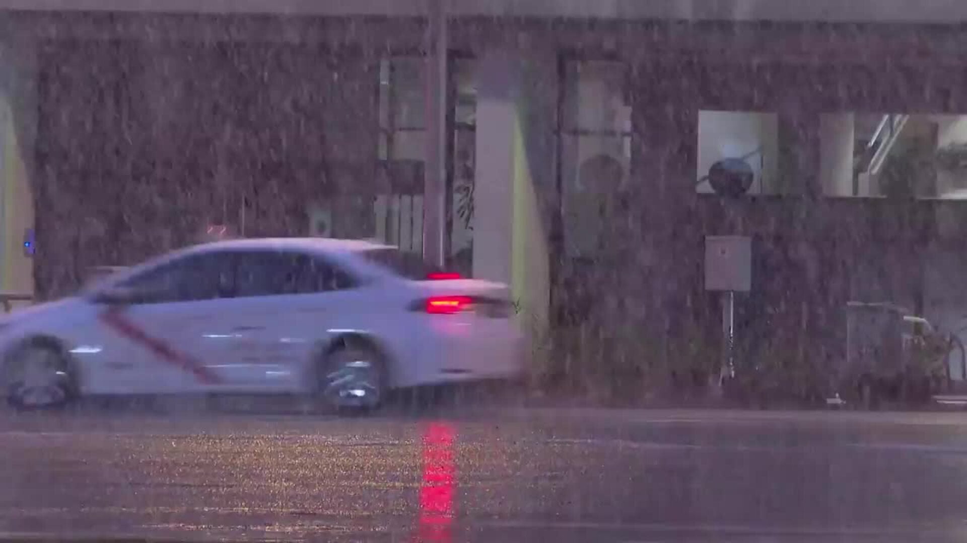 La nieve llega a Madrid a primera hora del día